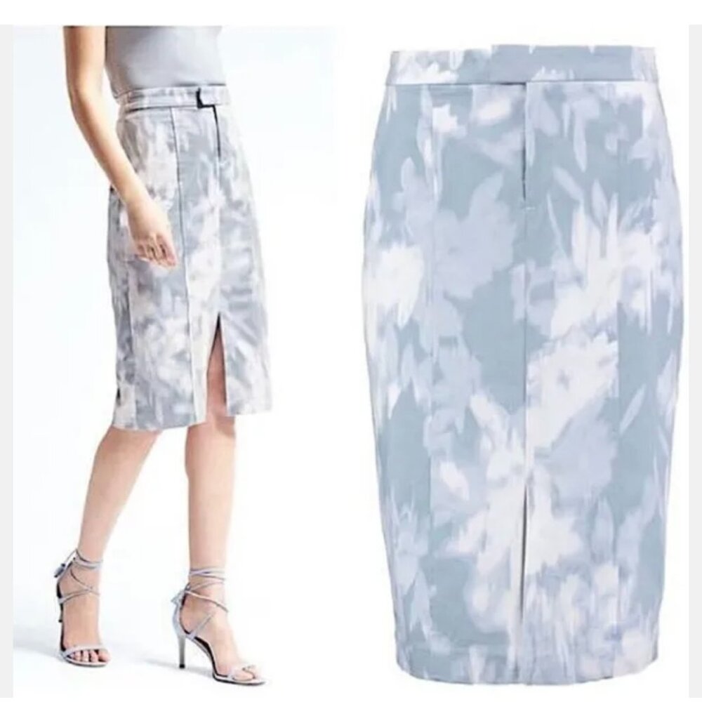 Banana Republic Sz 0 Pencil Skirl Blue / Gray & White Watercolor Print